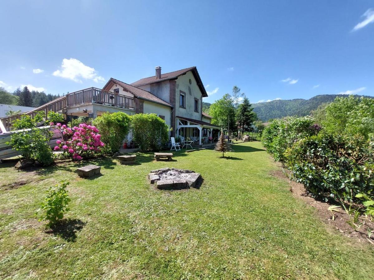 Au Bonheur Fait Maison Saint-Maurice-sur-Moselle Exterior foto